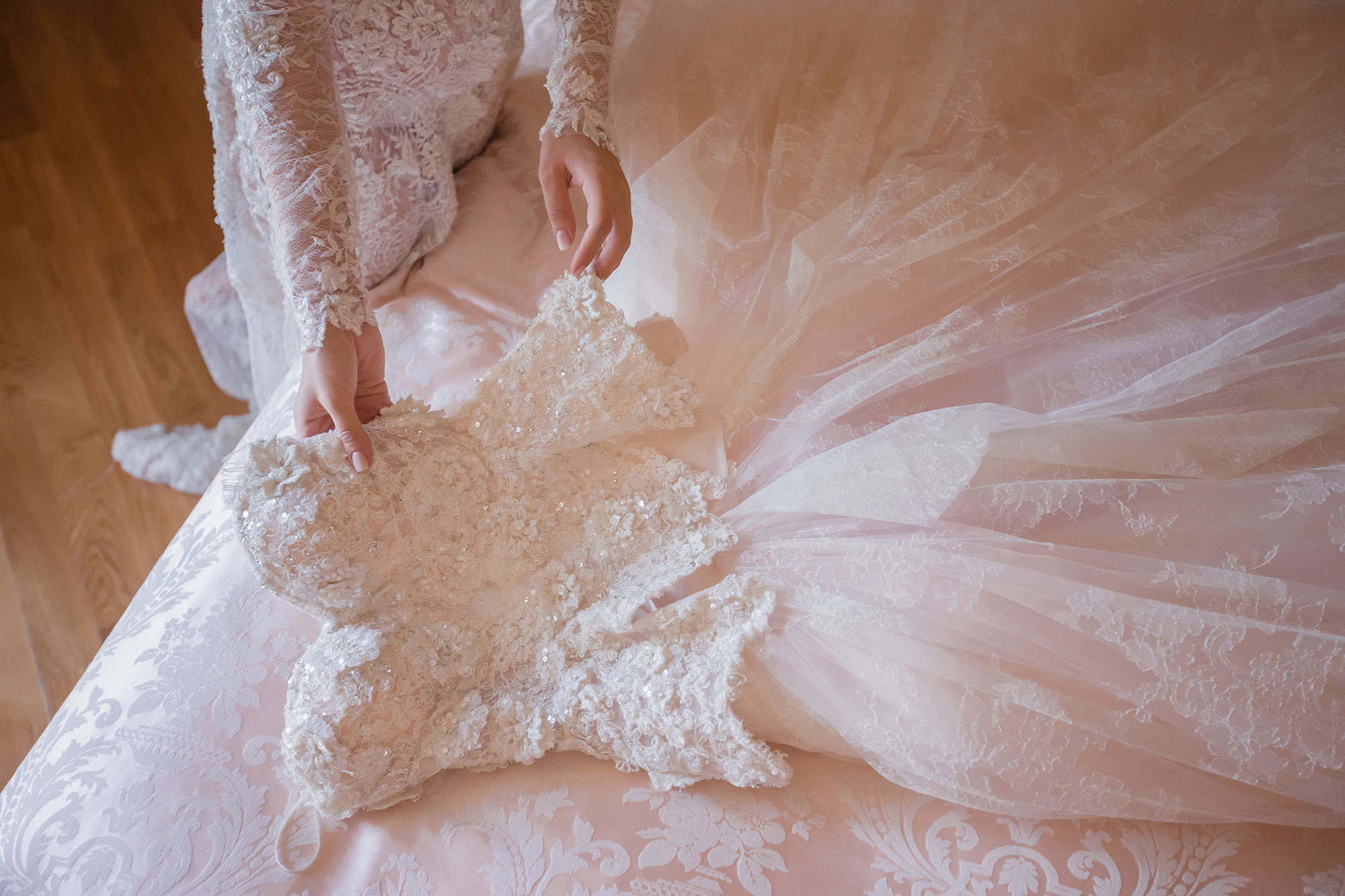 Дорогое свадебное платье: за и против.